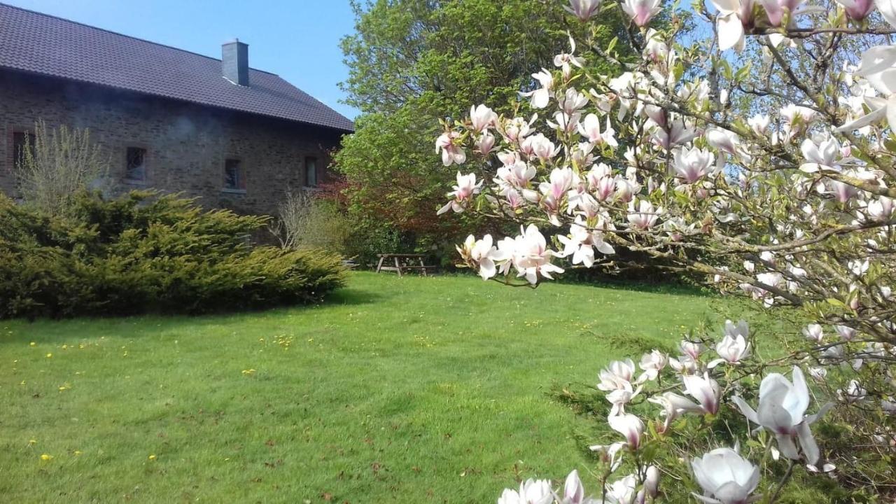 Les Glycines Villa Gouvy Exteriör bild